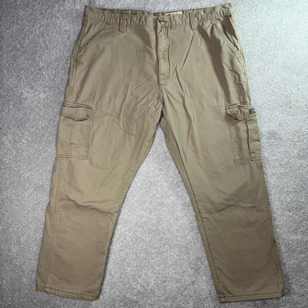 Wrangler Fleece Lined Cargo Pants Mens 42x30 Tan Khaki Relaxed Fit Heavy Duty